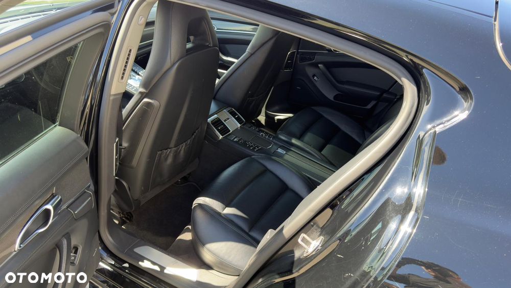 Porsche Panamera Standard - 7