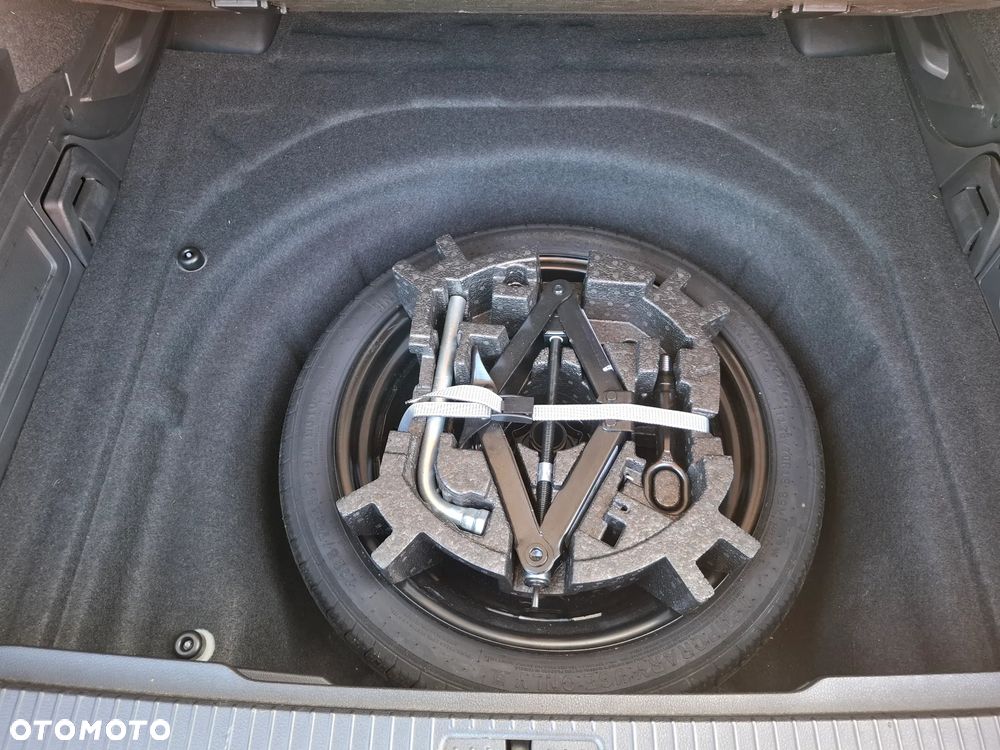 Volkswagen Passat Variant 1.5 TSI EVO Elegance DSG - 36