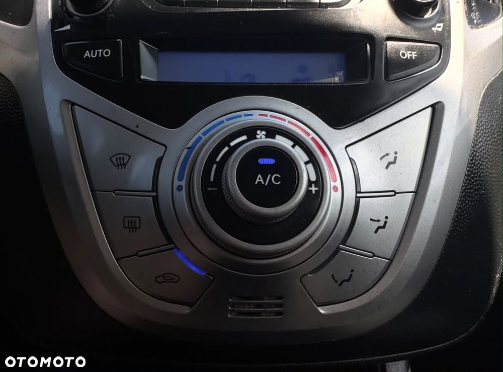 Hyundai ix20 1.4 Comfort blue - 15