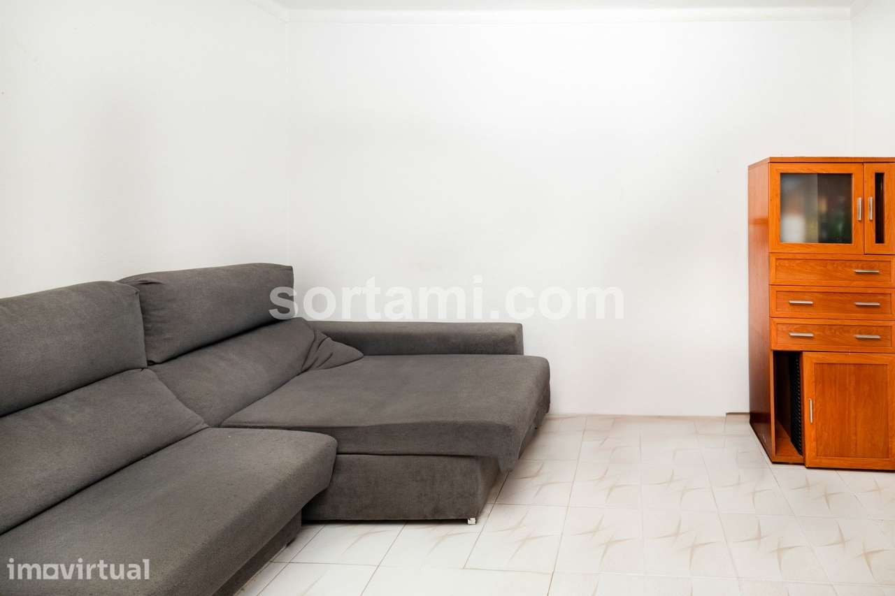 Apartamento T2 Venda em Quarteira,Loulé - Grande imagem: 3/13