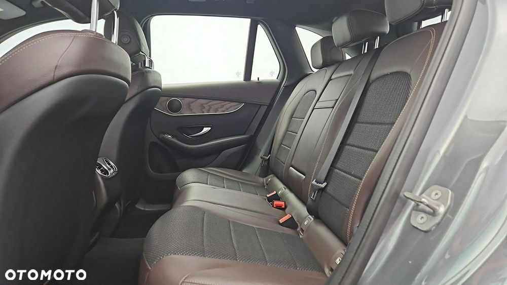 Mercedes-Benz GLC 220 d 4-Matic - 22