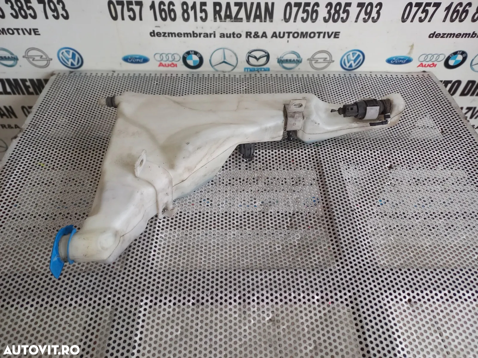 Bidonas Vas Lichid Parbriz Stropgel Audi A8 4H D4 An 2010-2011-2012-2013-2014-2015-2016-2017 Volan - 5