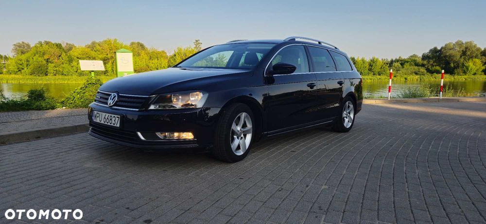 Volkswagen Passat - 1