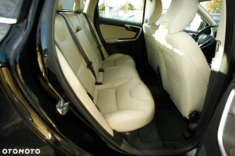 Volvo XC 60 D3 Summum - 30