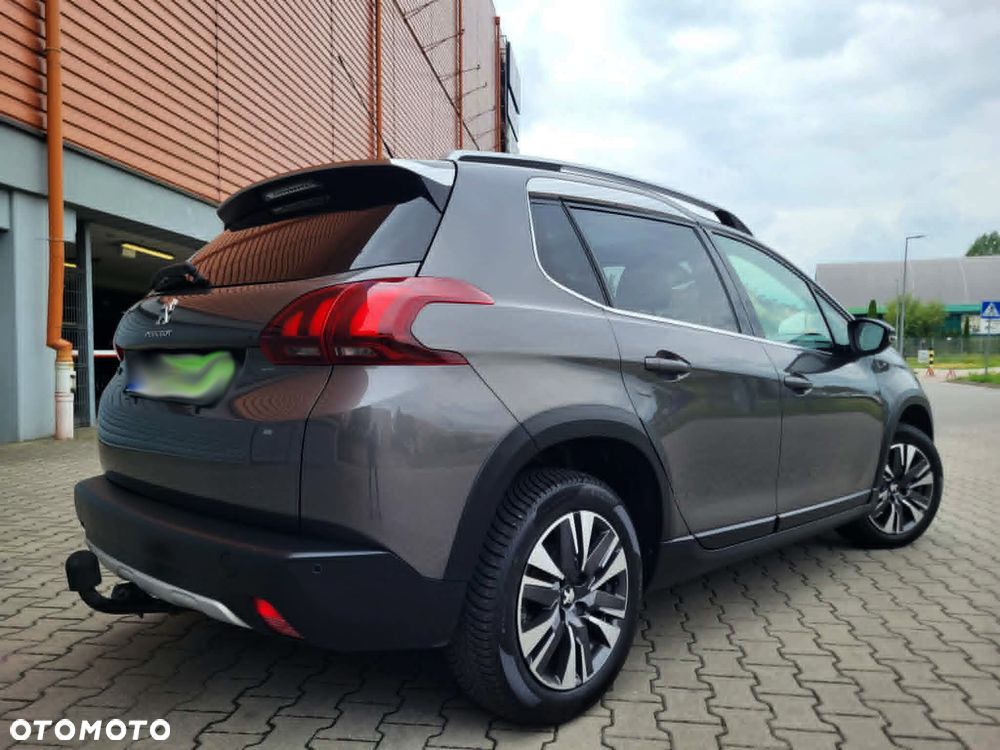 Peugeot 2008 BlueHDi 100 STOP & START Allure - 5