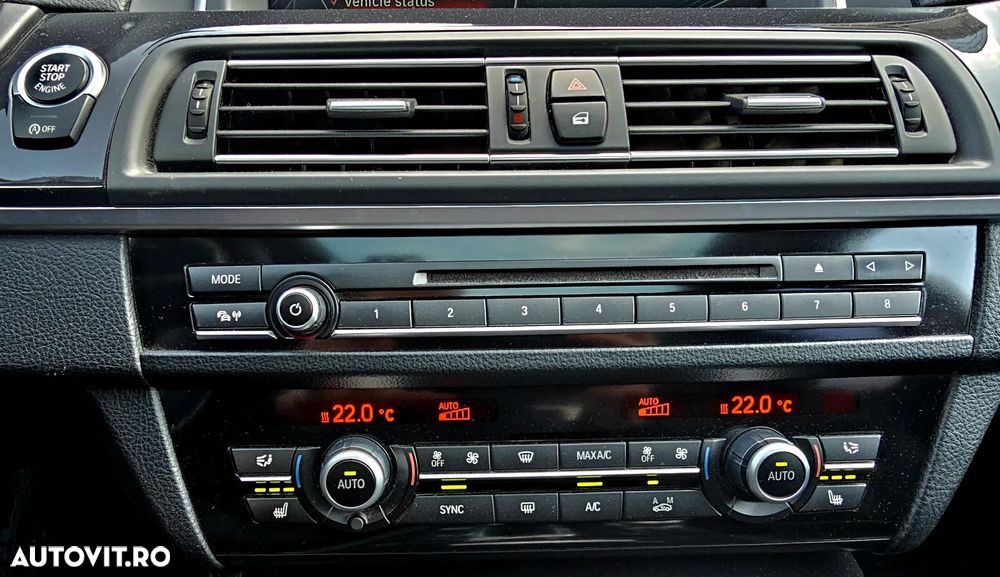 BMW Seria 5 525d xDrive - 32