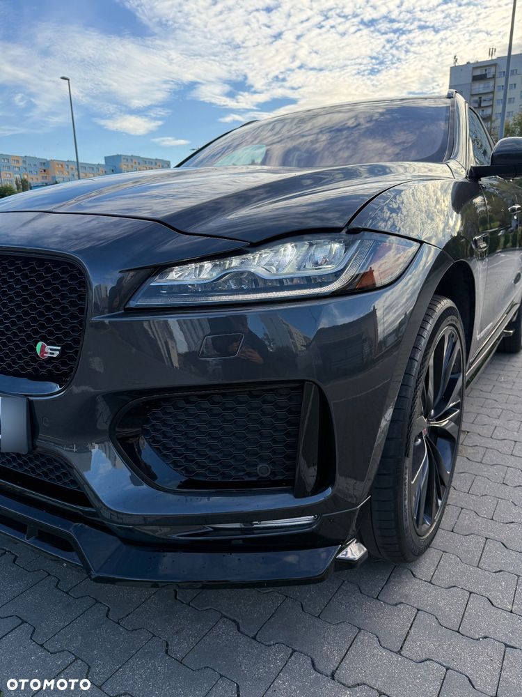 Jaguar F-Pace 3.0 V6 AWD S - 11