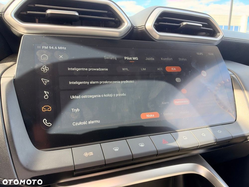 MG ZS Hybrid+ - 18