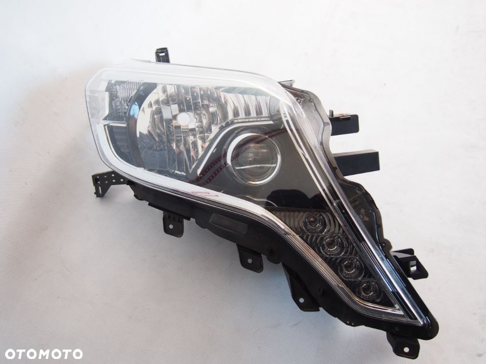 Toyota Land Cruiser J150 FL 13-17r Reflektor prawy LED Lift 2013 - 1