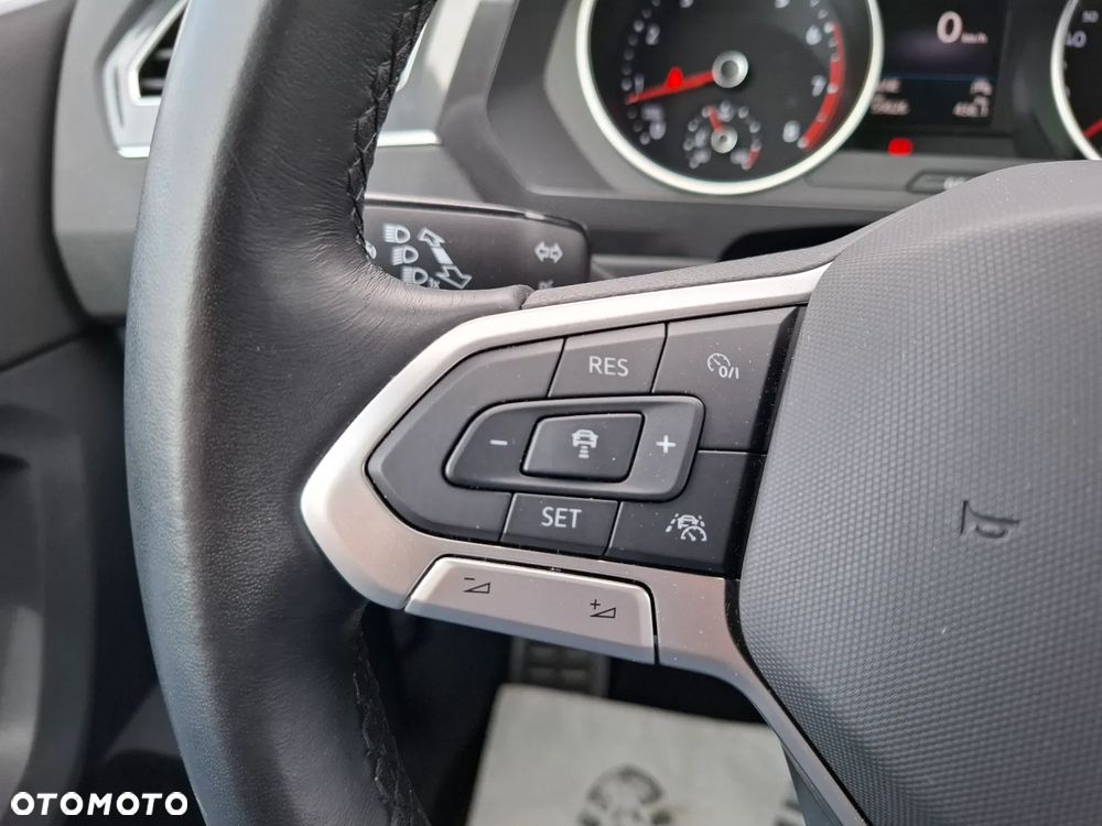 Volkswagen Tiguan 1.5 TSI EVO Life - 16