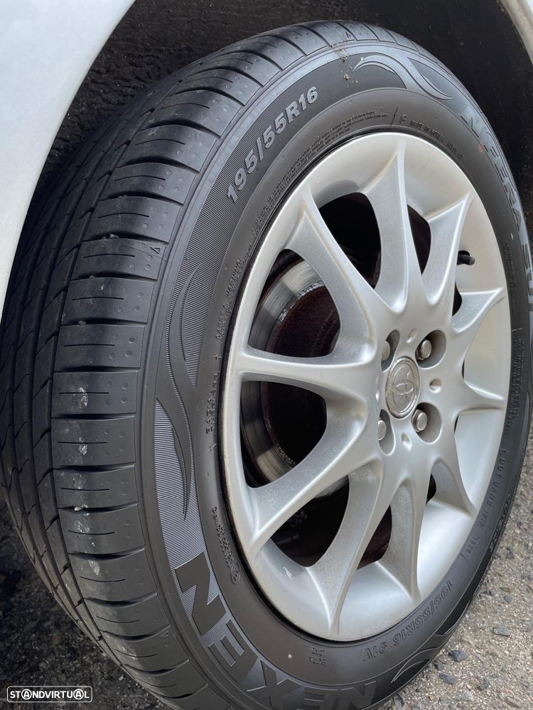 Toyota Corolla H/B 1.4 Sol AC+ABL - 8