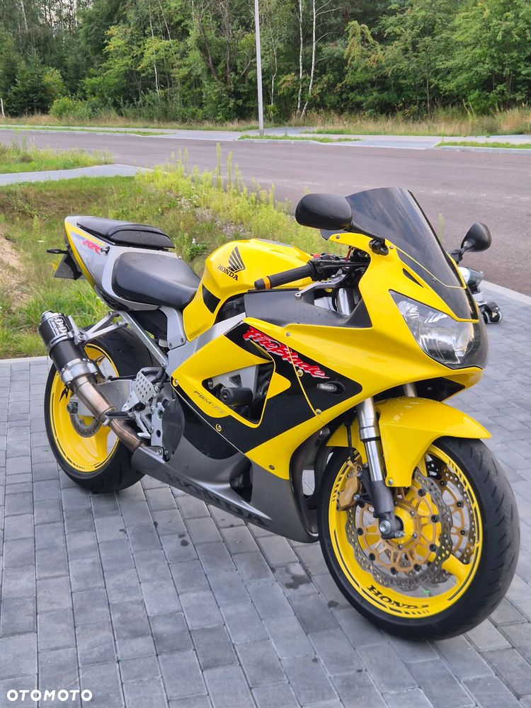 Honda CBR - 1