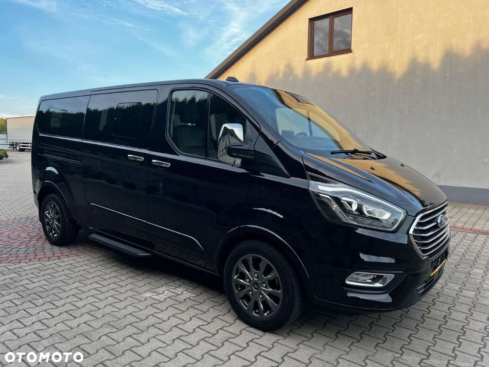 Ford Tourneo Custom - 3