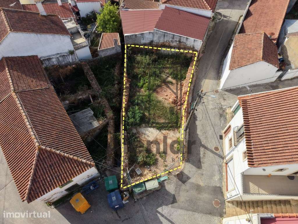 Moradia T3 para reconstrução TOTAL - Grande imagem: 3/11