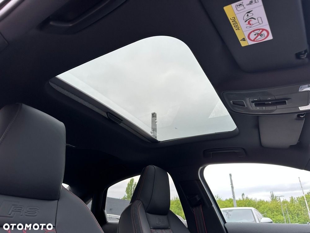 Audi RS3 Limousine - 25