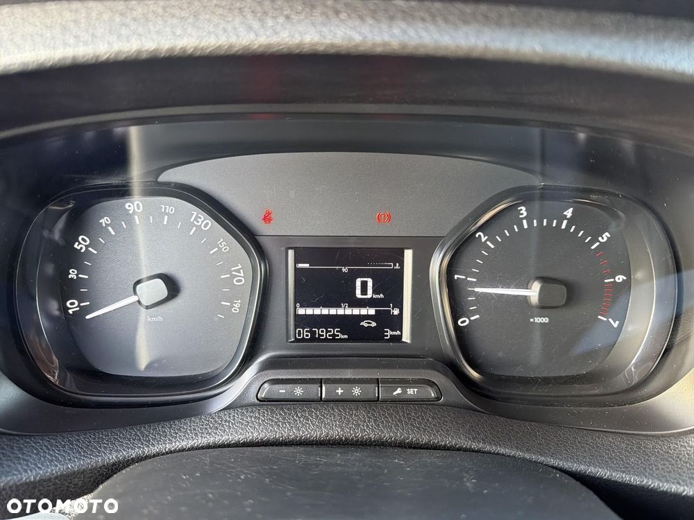Toyota PROACE - 14