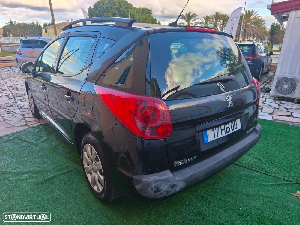 Peugeot 207 SW 1.6 HDi Premium - 28