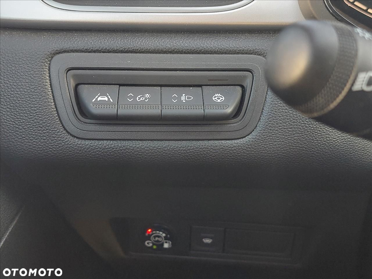 Renault Captur - 12