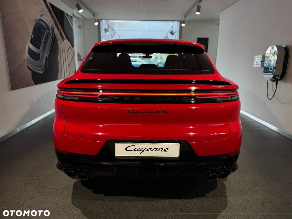 Porsche Cayenne Coupe GTS - 6