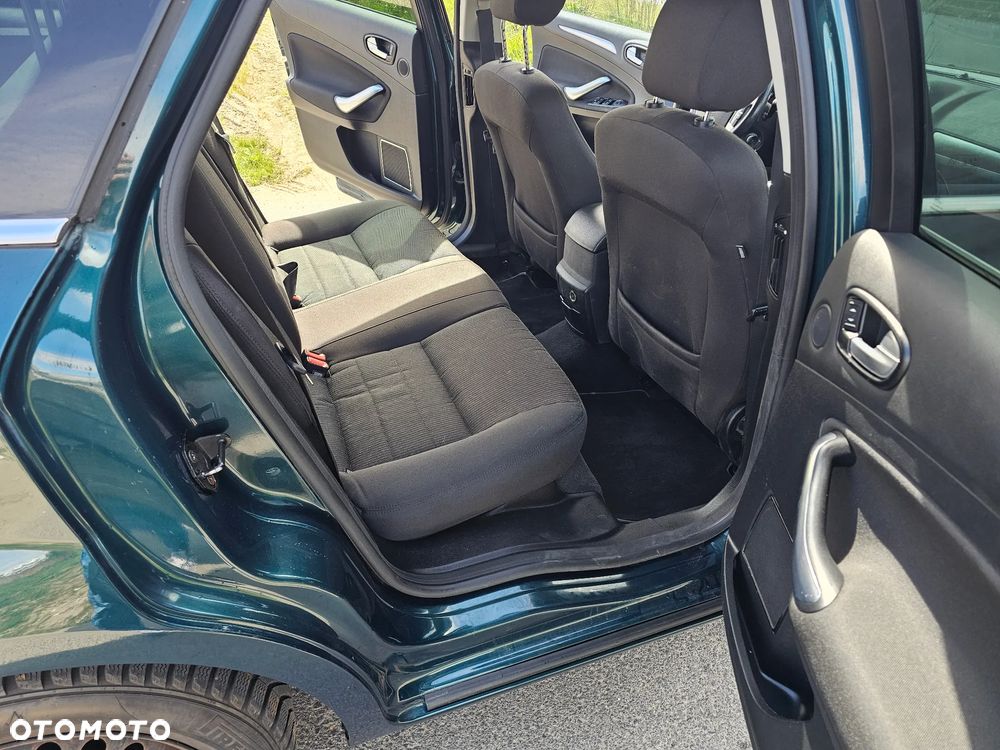 Ford Mondeo 2.0 Titanium - 12