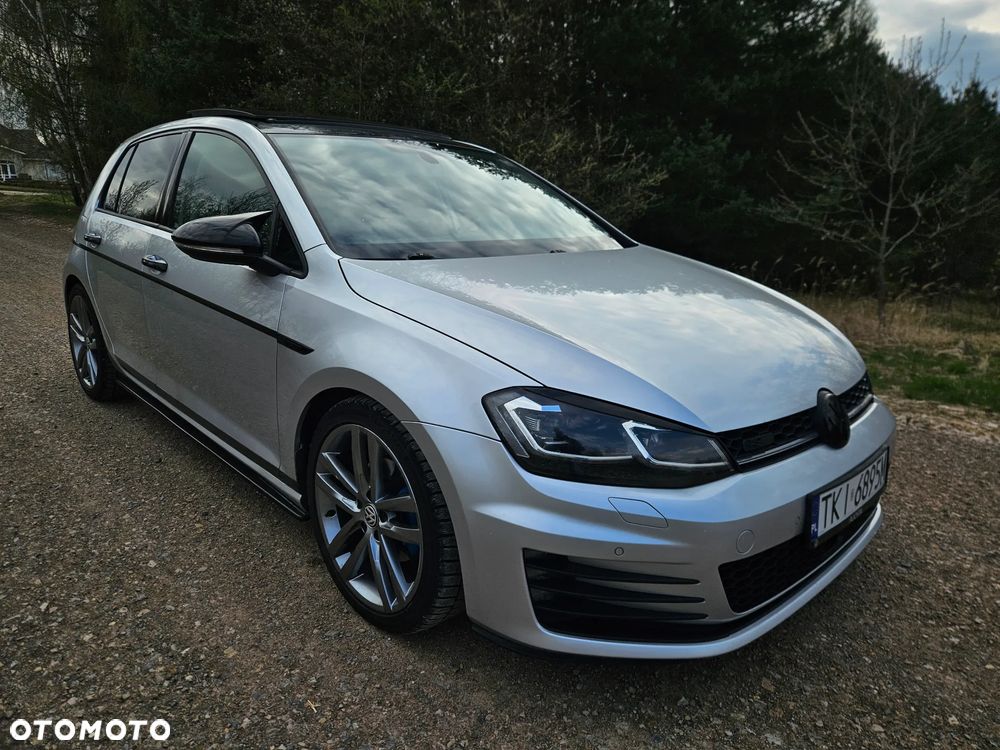 Volkswagen Golf 2.0 TDI BMT Highline DSG - 2