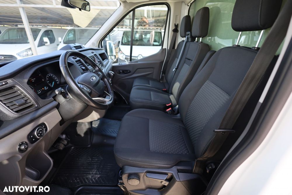 Ford Transit - 12