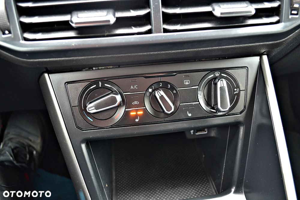 Volkswagen Polo 1.0 (Blue Motion Technology) Comfortline - 37