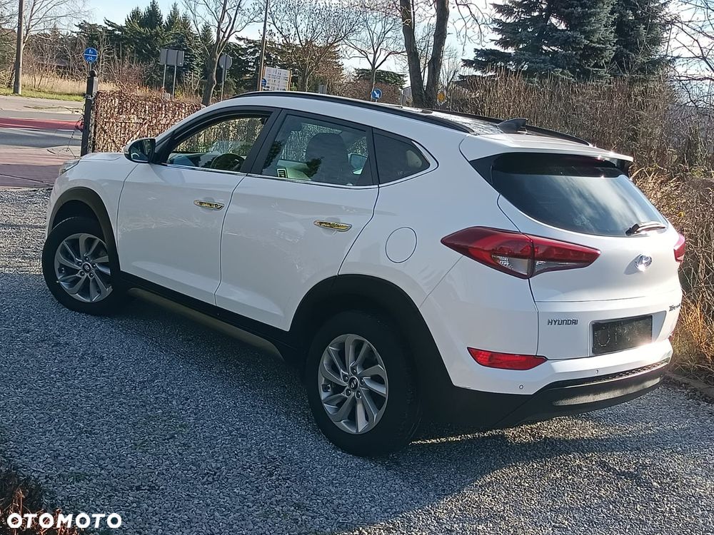 Hyundai Tucson blue 1.7 CRDi 2WD Advantage - 9