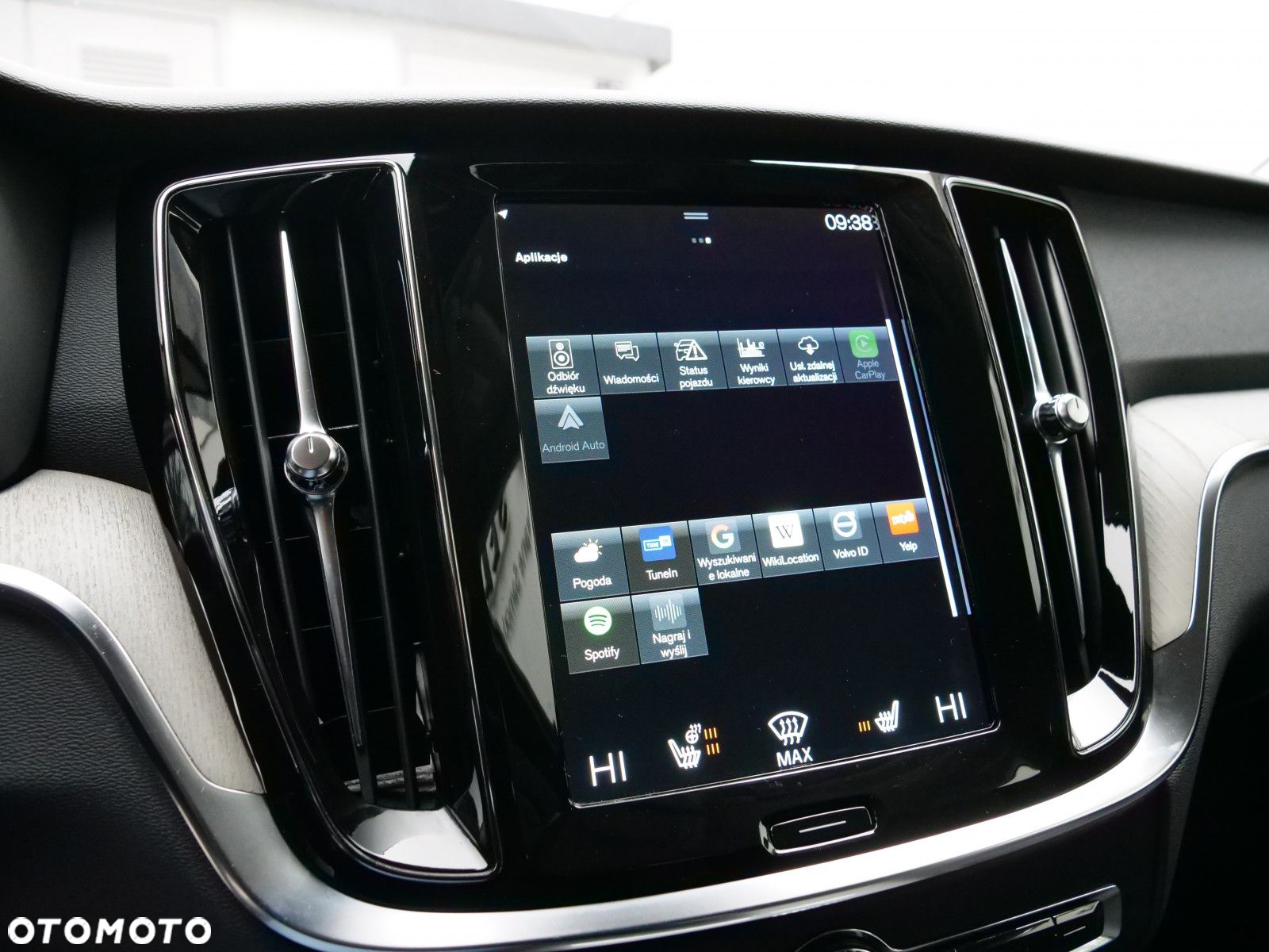 Volvo V60 Cross Country - 26
