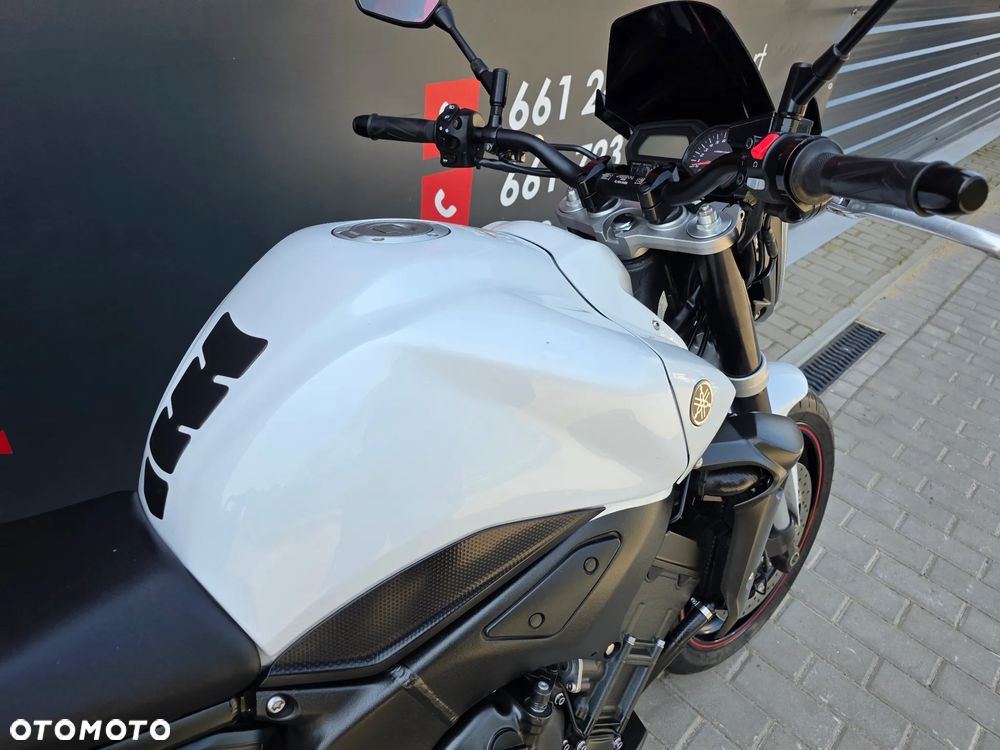 Yamaha FZ - 10