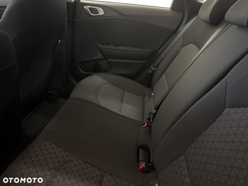 Kia Ceed 1.5 T-GDI S - 20