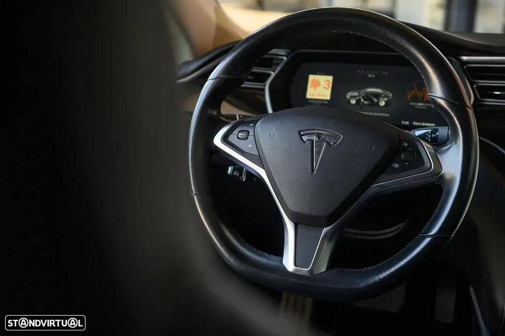 Tesla Model S - 56