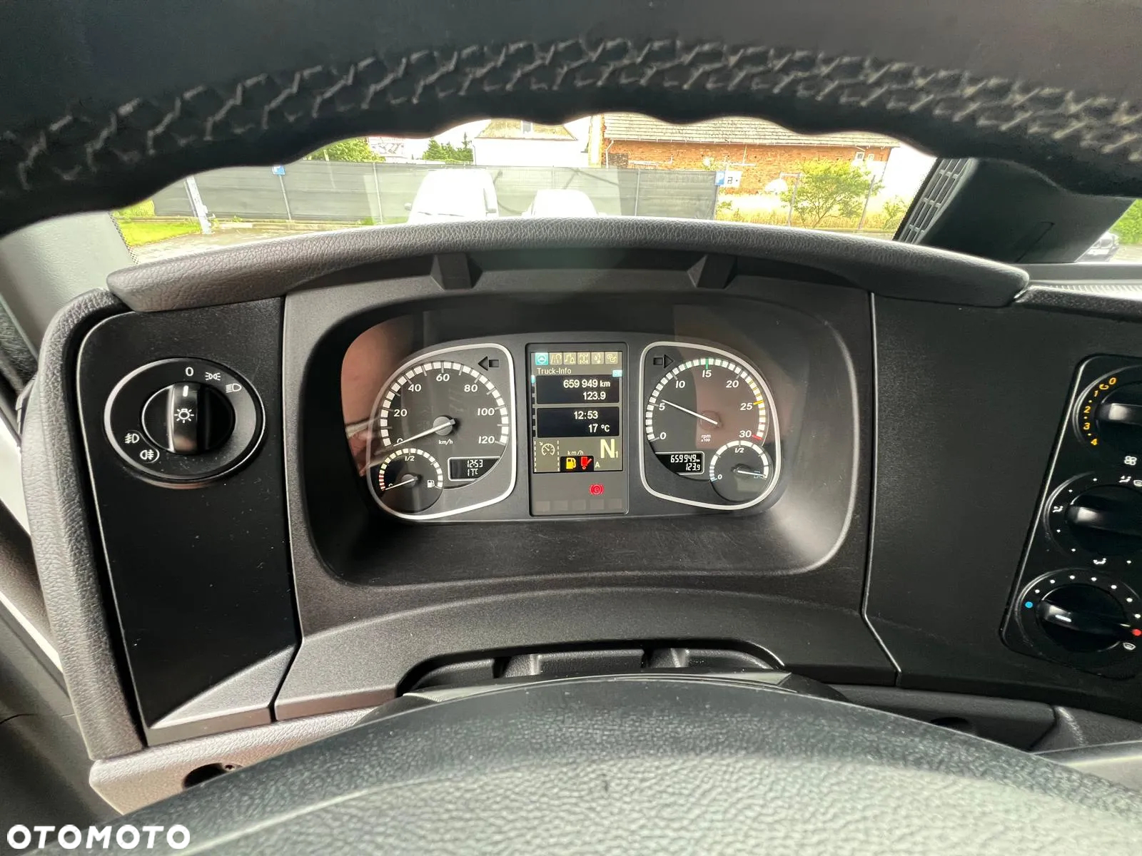 Mercedes-Benz ATEGO 1627 1527 EURO 6 CHŁODNIA / MROŹNIA IZOTERMA WINDA - 28