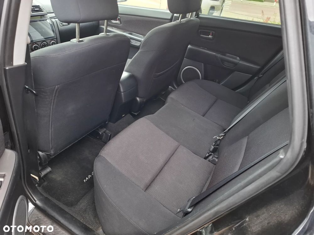 Mazda 3 2.0 Active + - 12