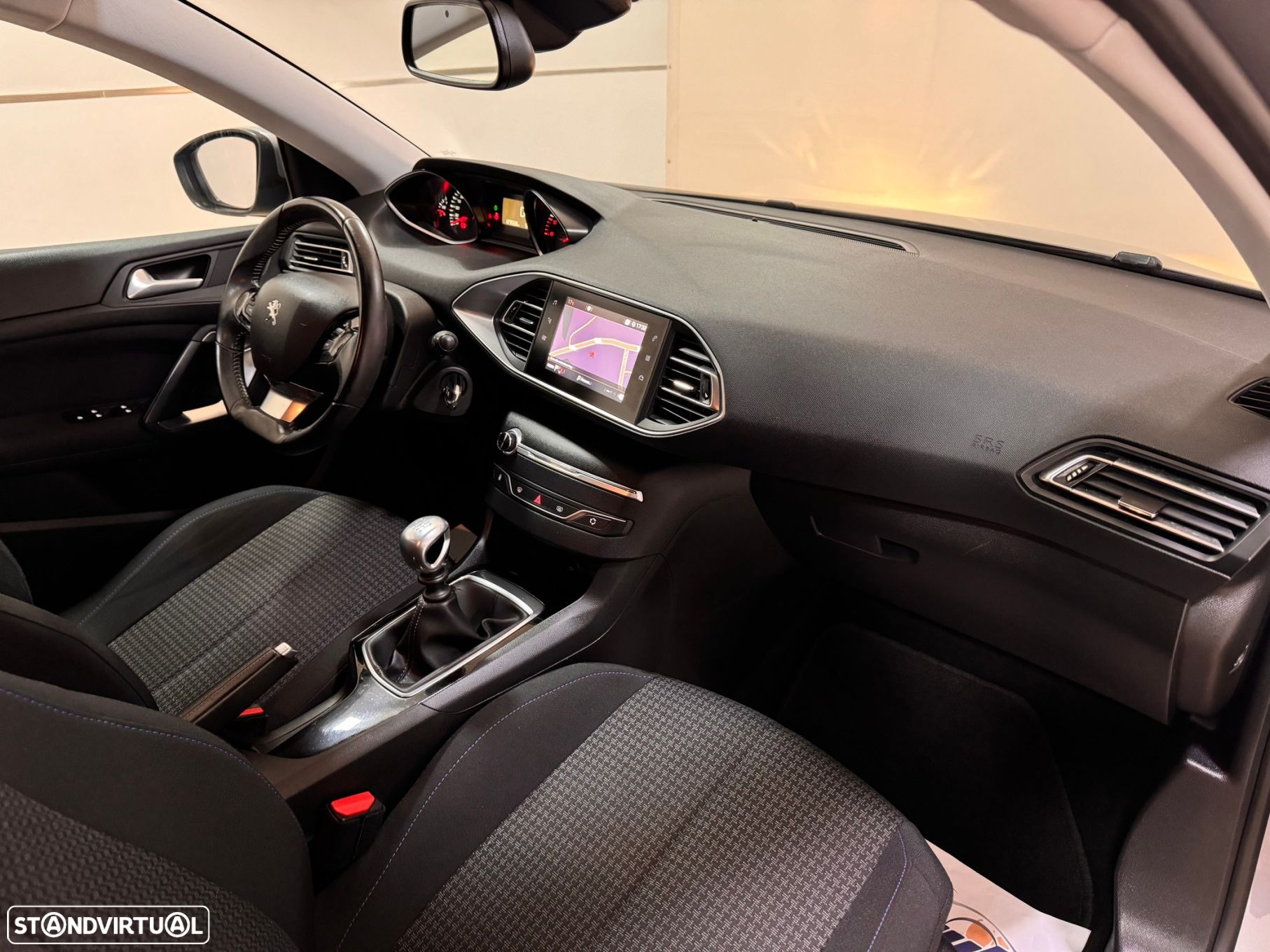 Peugeot 308 1.5 BlueHDi Style - 36