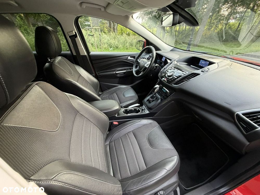 Ford Kuga - 33