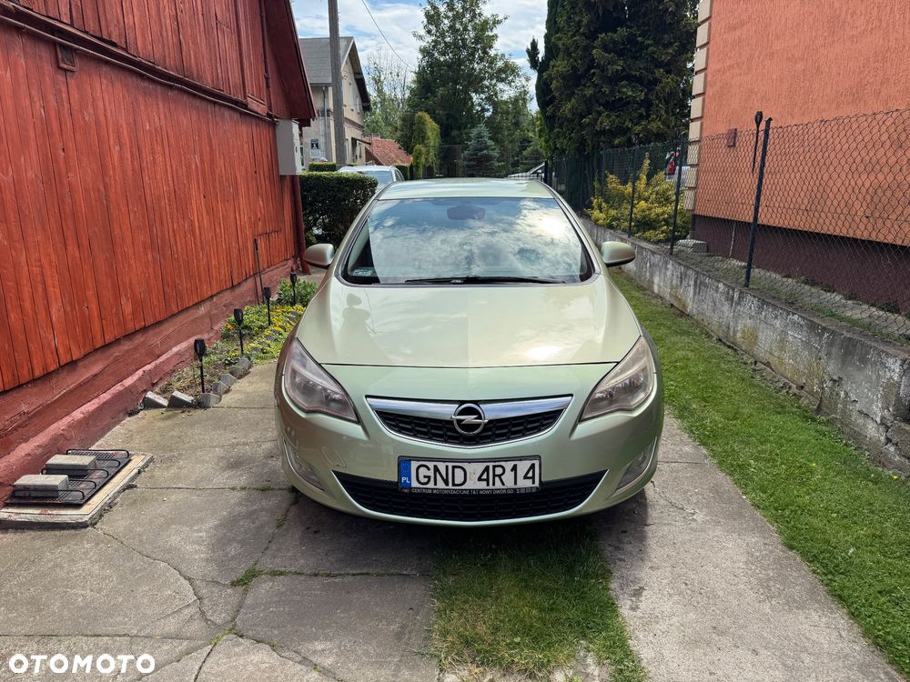 Opel Astra 1.4 T Cosmo - 2