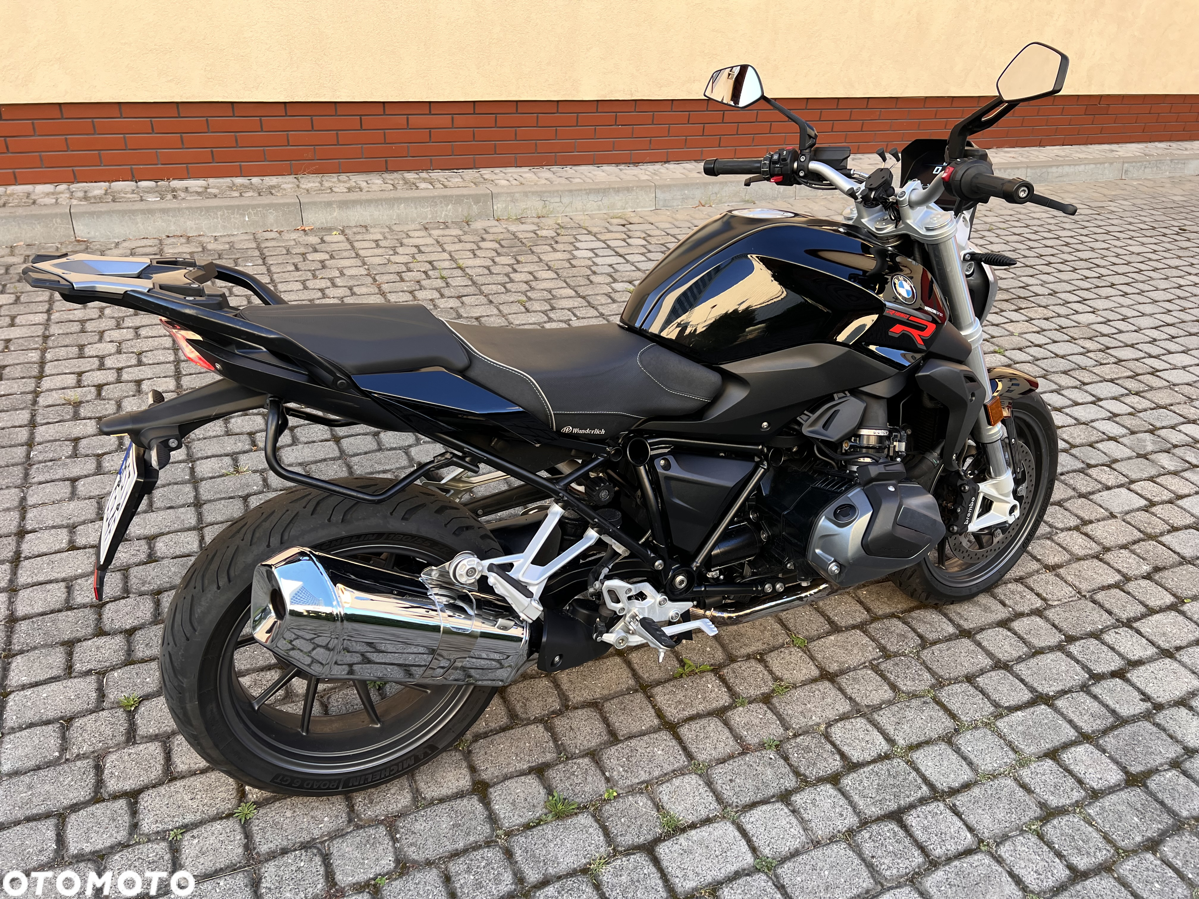 BMW R - 2