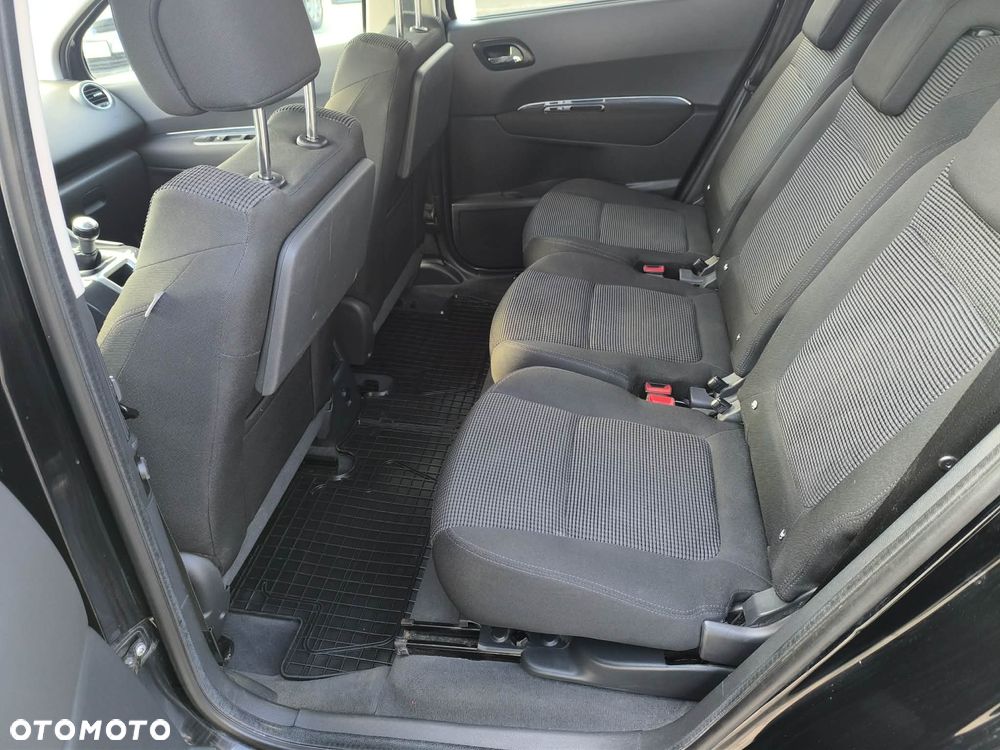 Peugeot 5008 1.6 Trendy - 14