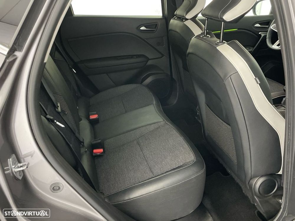 Renault Captur 1.0 TCe Techno - 23