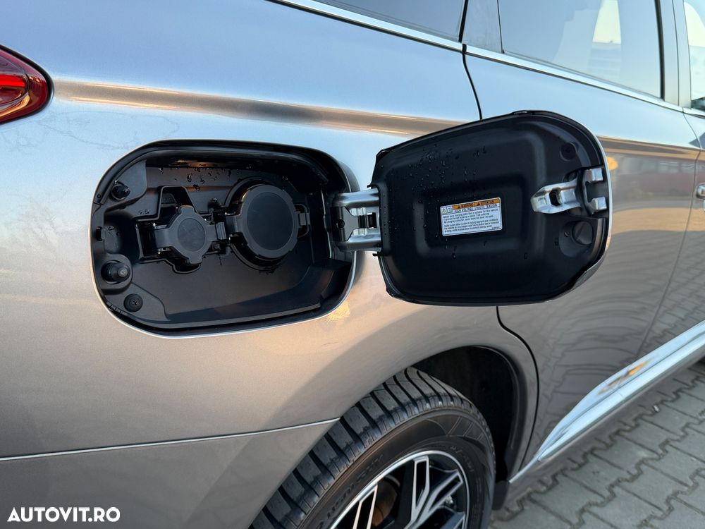 Mitsubishi Outlander - 22