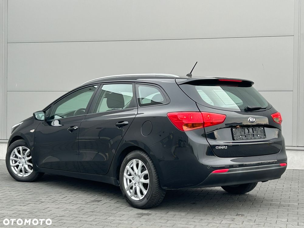 Kia Ceed 1.6 GDI L - 10