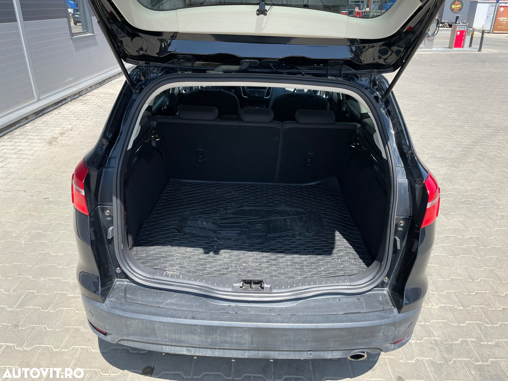 Ford Focus 1.5 Ecoboost Titanium - 4