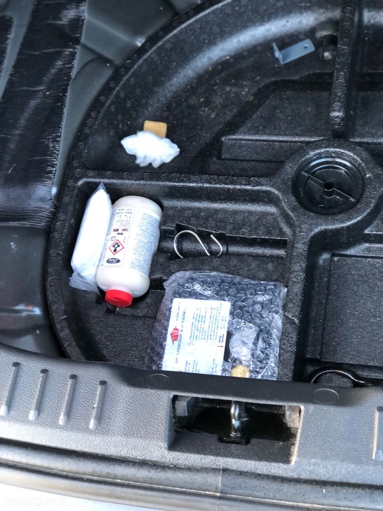 Ford Focus 1.5 EcoBlue STart-Stopp-System TITANIUM X - 36