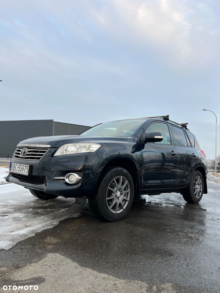 Toyota RAV4 - 2