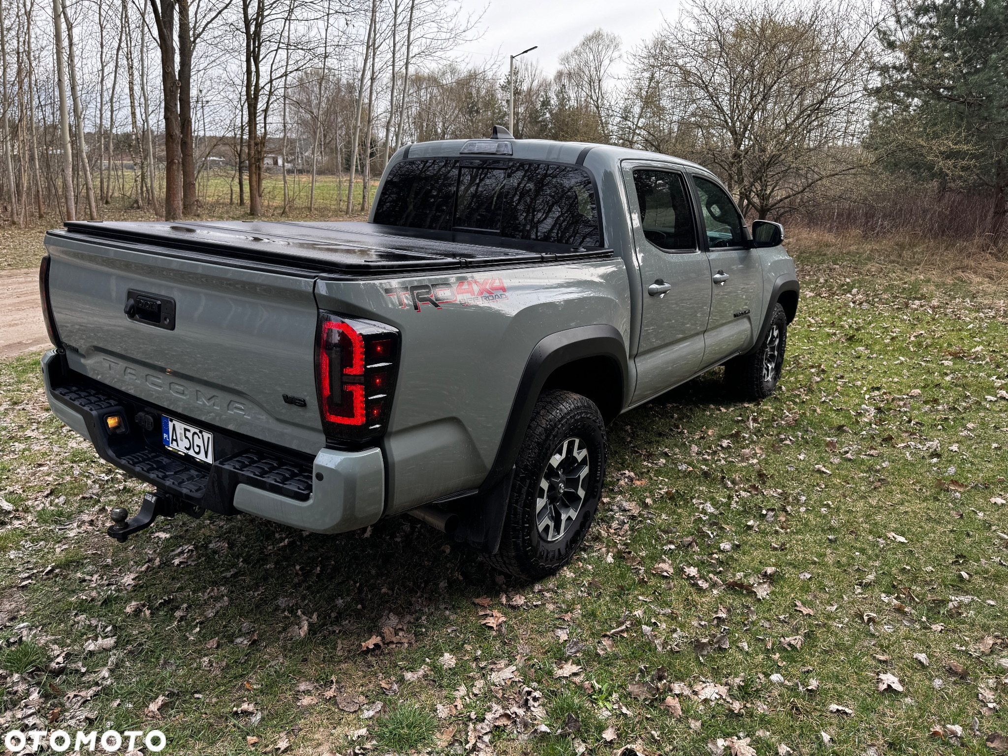 Toyota Tacoma - 3