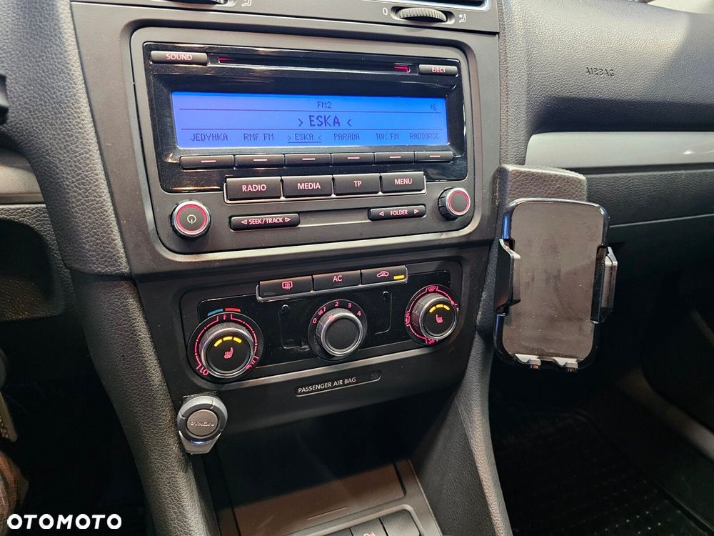 Volkswagen Golf - 23