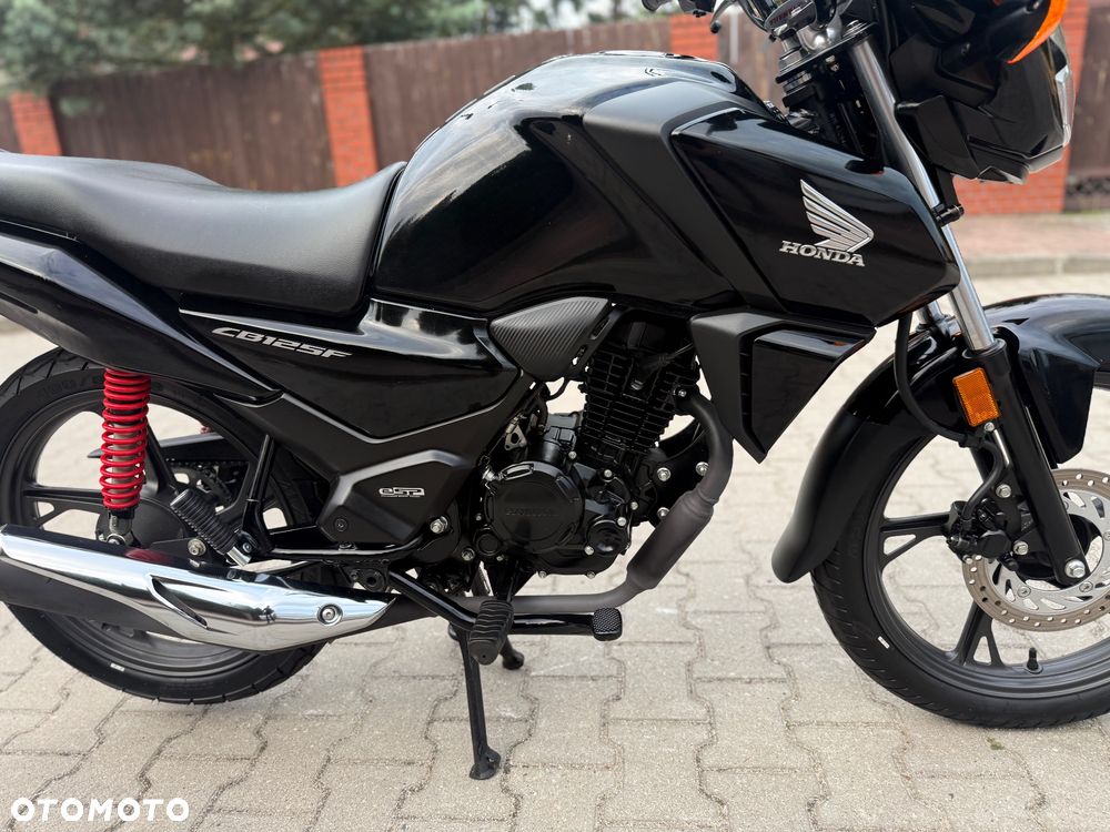 Honda CB - 8