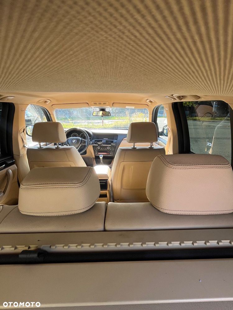 BMW X3 sDrive18d - 8
