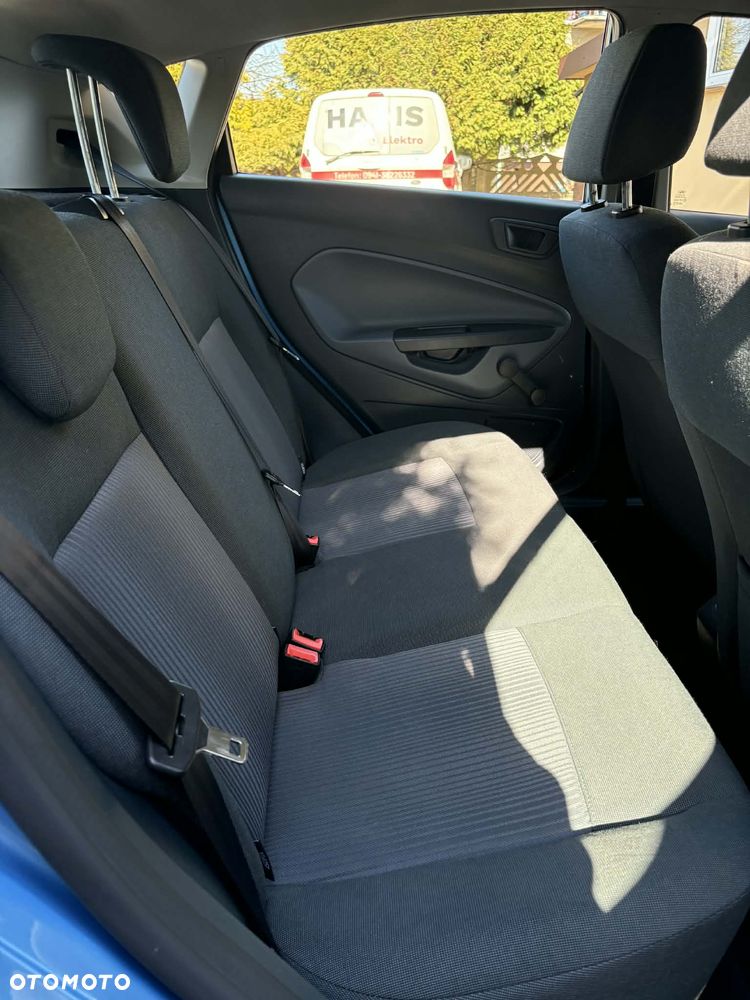 Ford Fiesta - 17